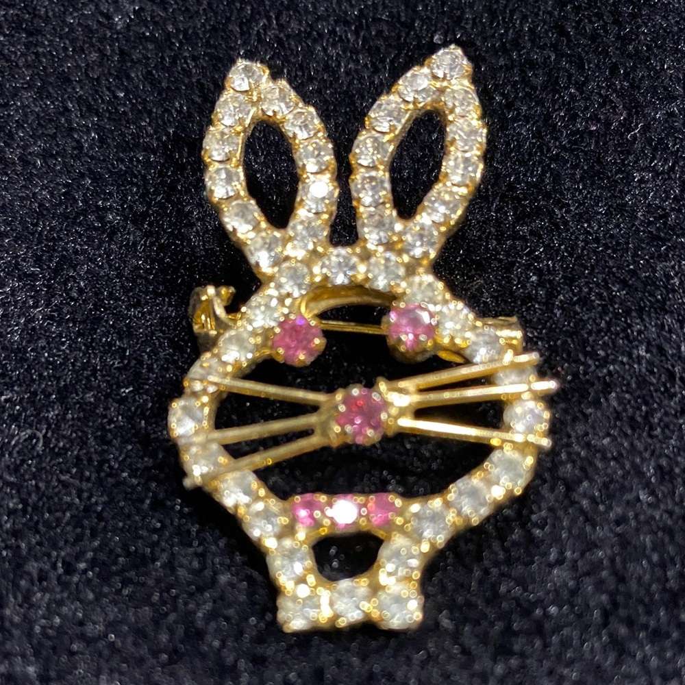 Gold, Rhinestone and Pink Crystal Rabbit Brooch - Picture 2 of 6